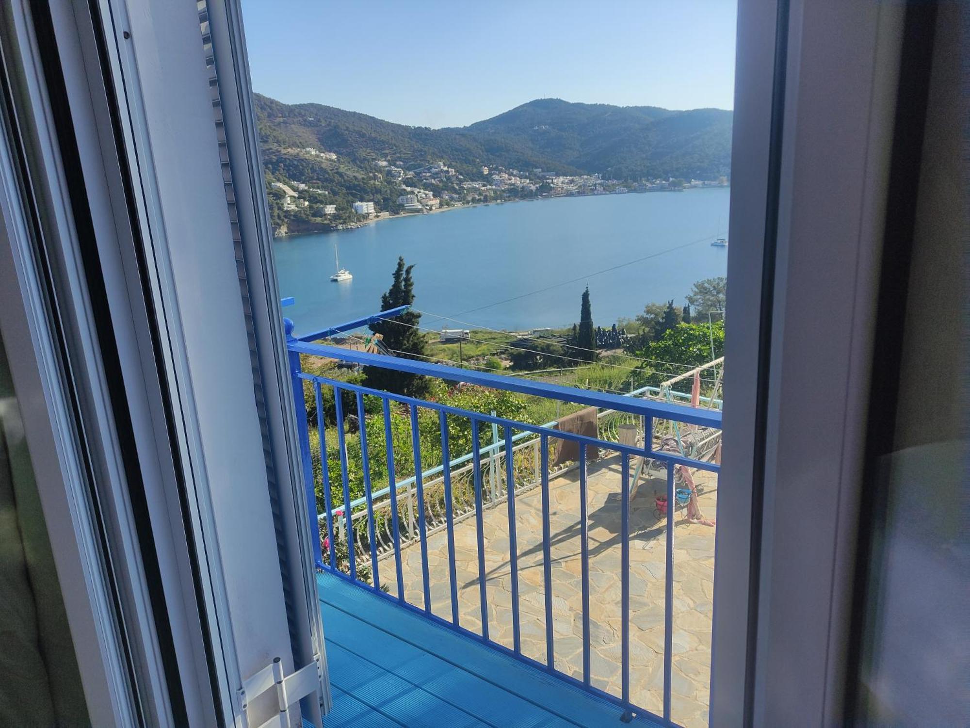 Dom wakacyjny Sunrise View House Poros Town