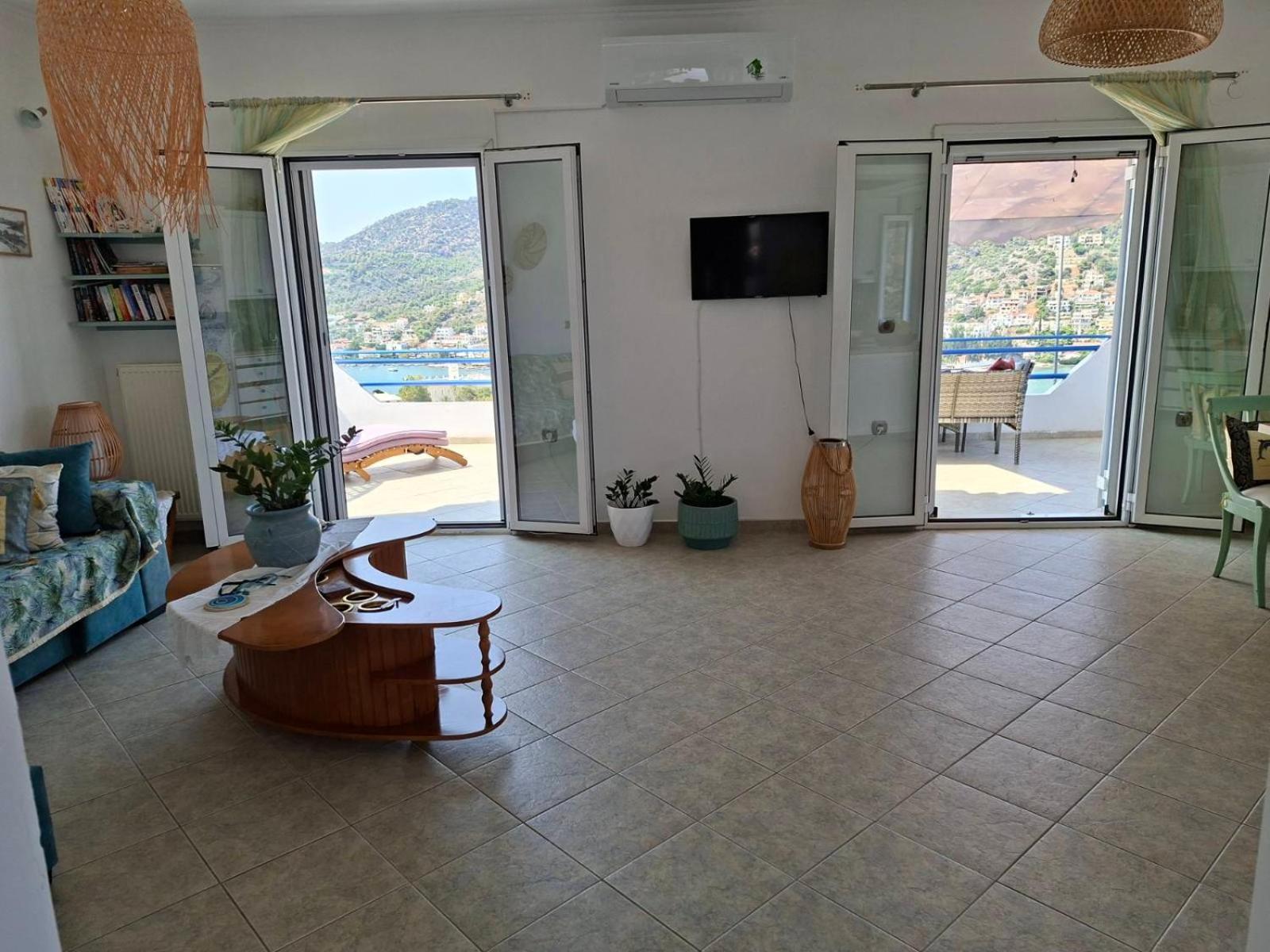 Dom wakacyjny Sunrise View House Poros Town